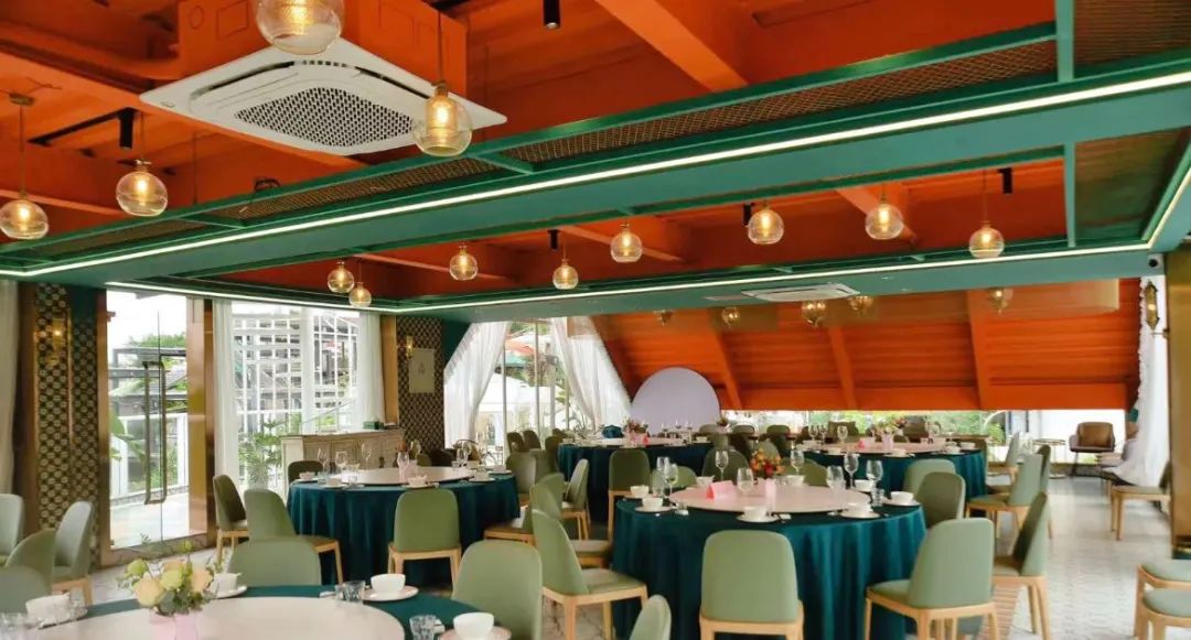 喜茶将色彩碰撞到底，看这家深圳餐饮空间设计如何诠释独特的摩洛哥风情